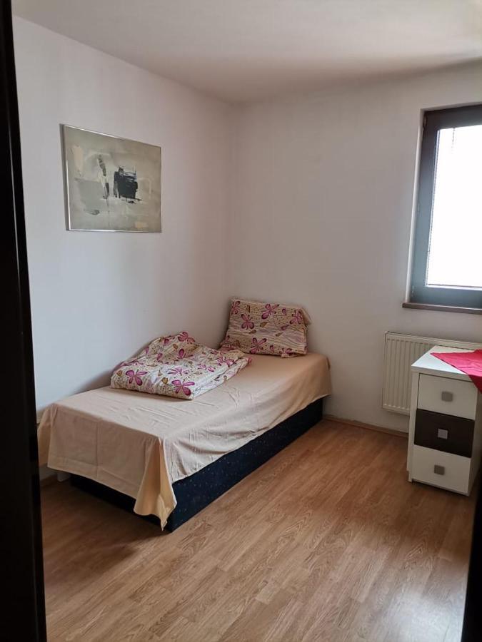 Anh' Private Rooms For Tourist Bratislava Esterno foto